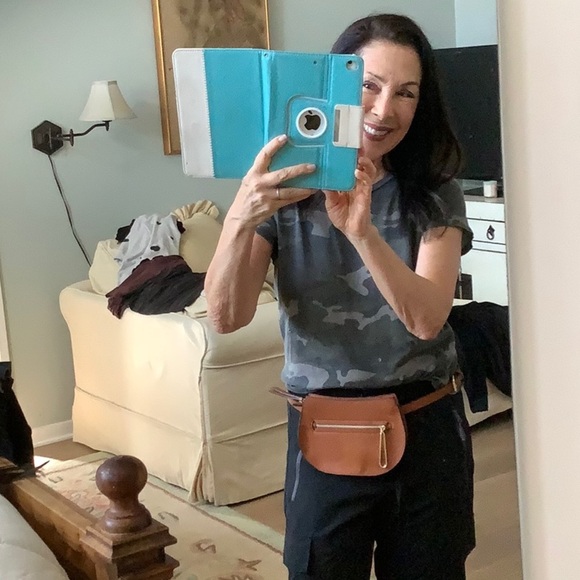 Danielle Nicole Trish Brown Faux Leather Belt Bag Fanny pack - Picture 5 of 12